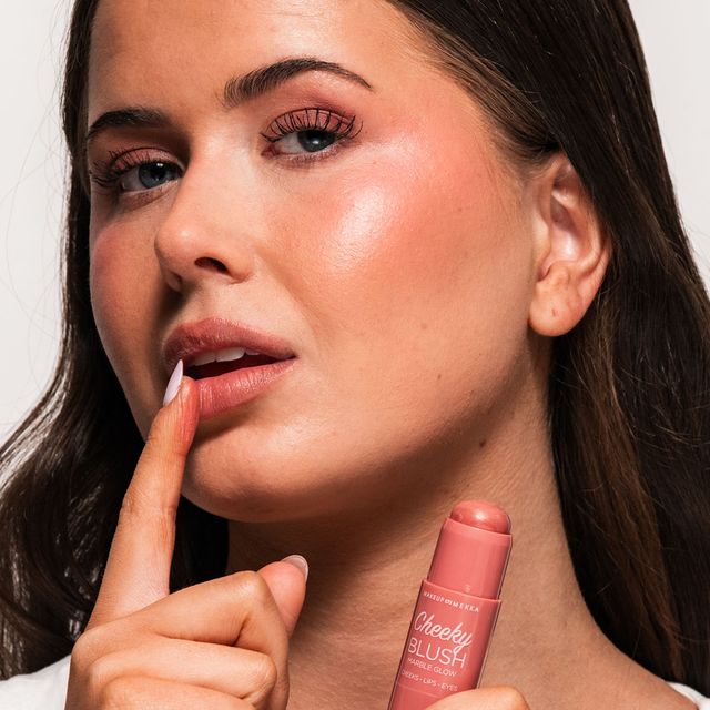 Cheeky Blush Marble Glow 